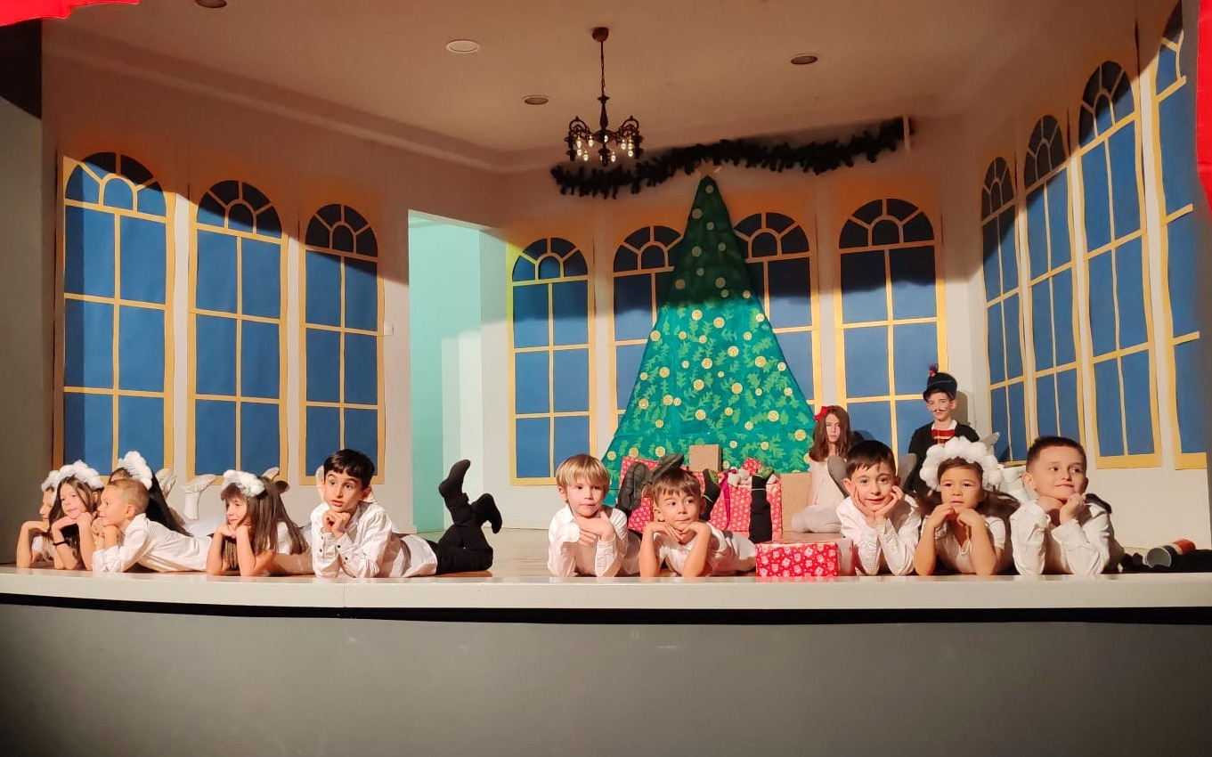 Magical Evening of Festivity: Our School's Enchanting Nutcracker Christmas Show