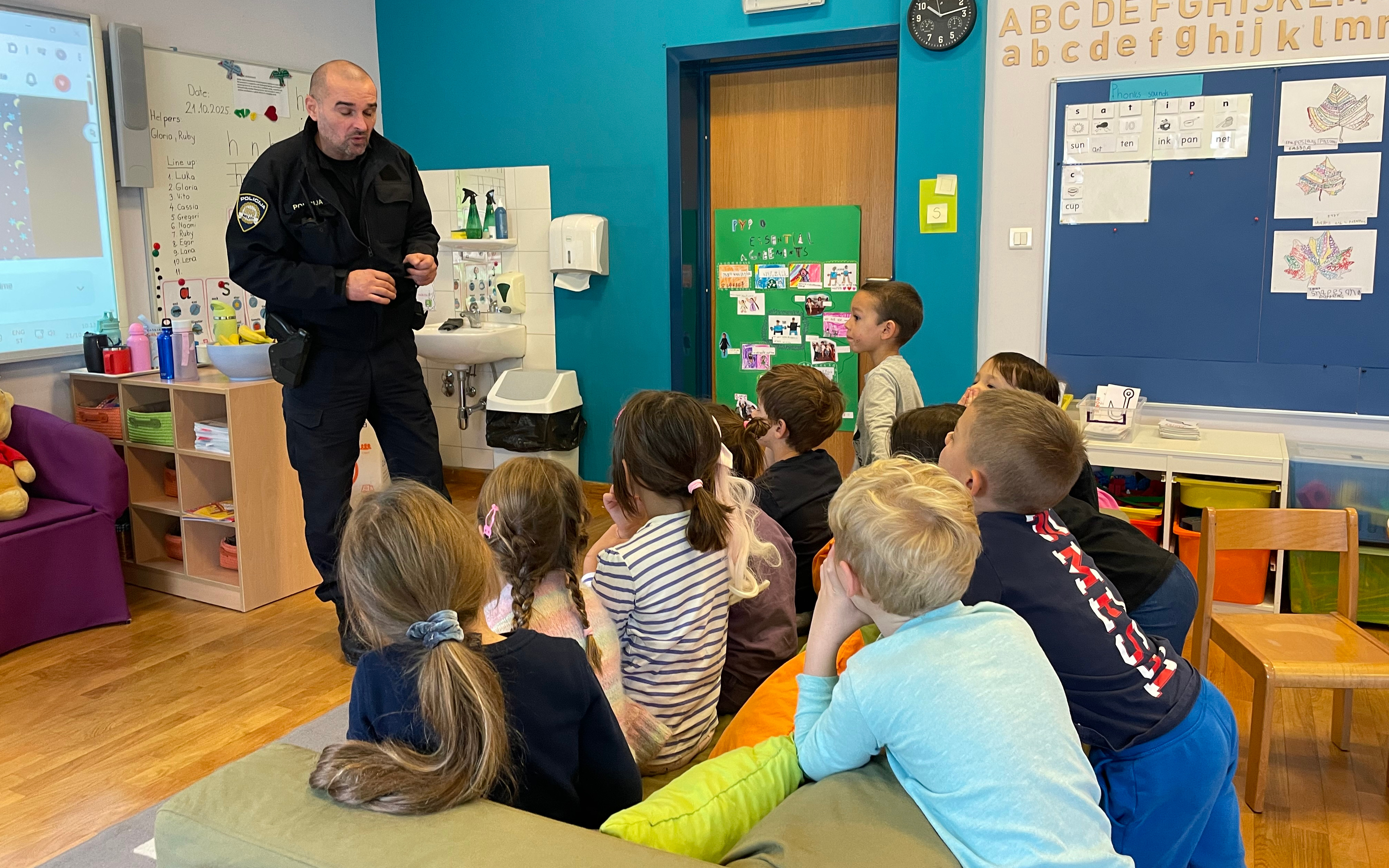 An educational and interactive presentation 